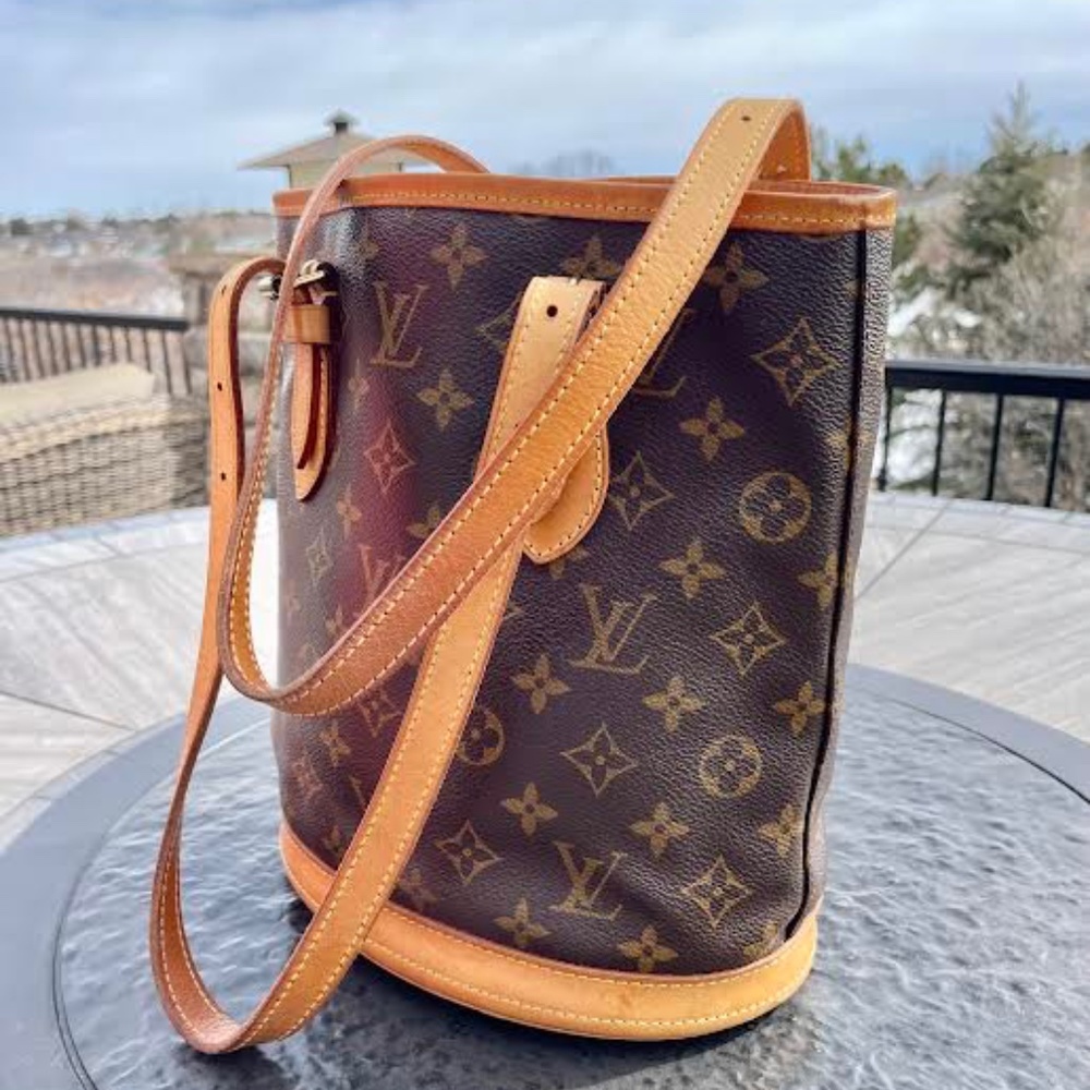 Louis Vuitton Petit Bucket Monogram - Picture 1 of 5